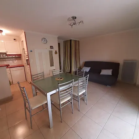 : Pavillon 6 Pers Avec Terrasse, Piscine, Parking, Proche Et Centre - Fr-1-781-33 Holiday home Valras-Plage